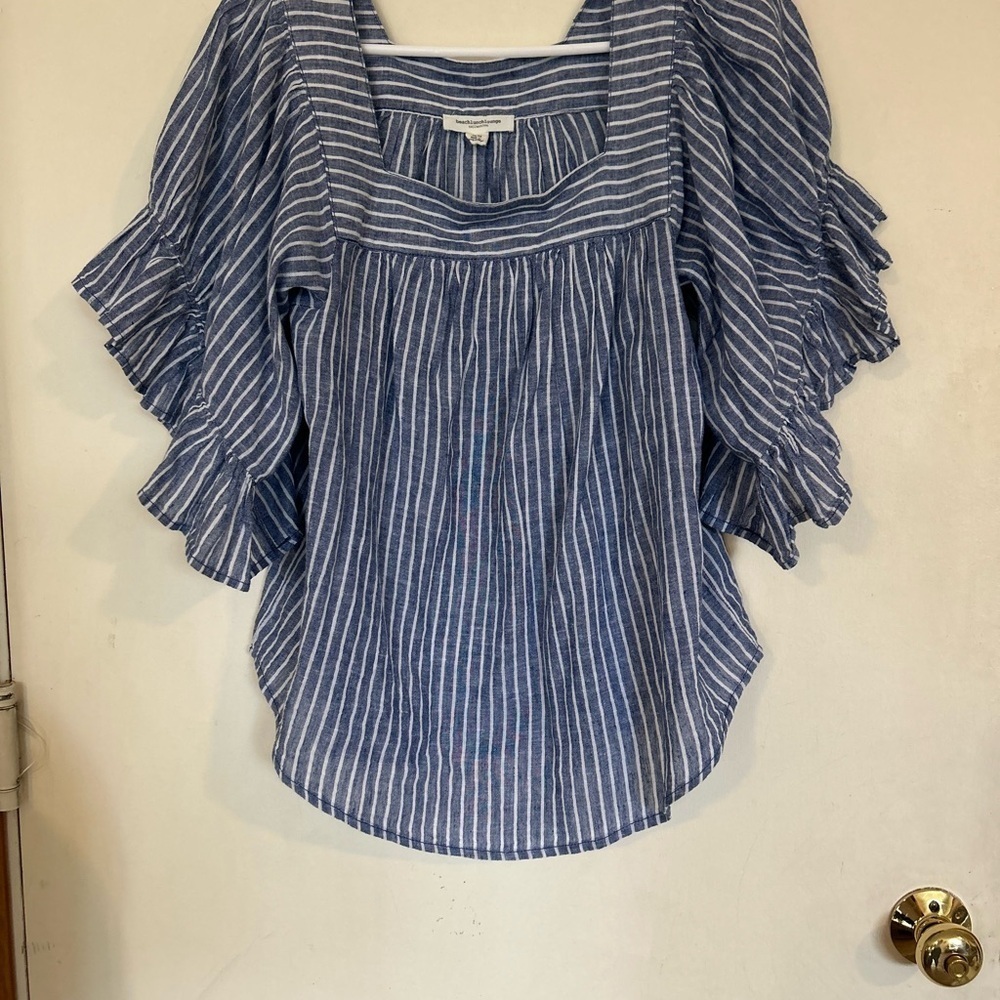 BEACHLUNCHLOUNGE Coastal Scandi
Stripe Linen Cotton Sleeve w Ruffle Cuff
Top (M)